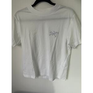 New Womens S White Gray Arcteryx SS T Shirt